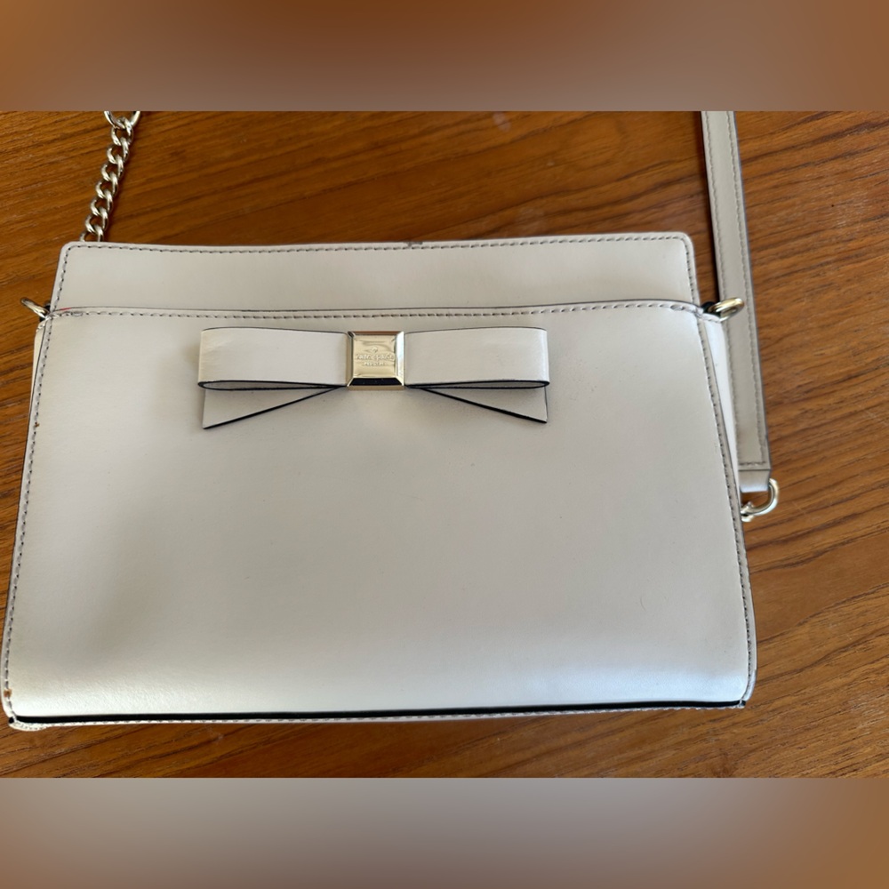 Kate Spade Cream Crossbody Bag with Bow Detail - Picture 2 of 3